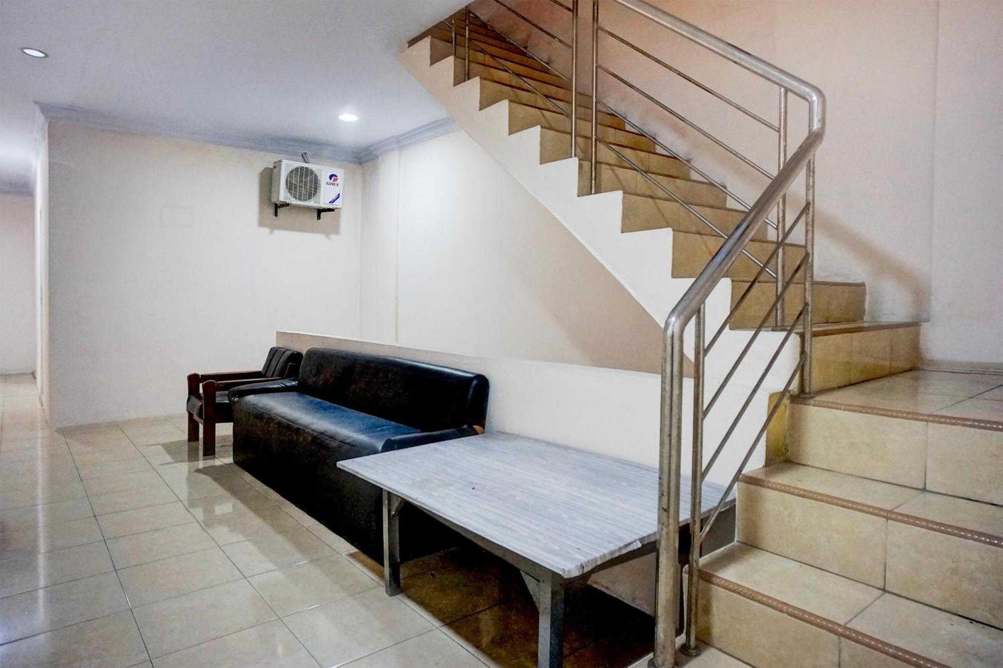 Hotel O Medan City Center Near Plaza Medan Fair 外观 照片